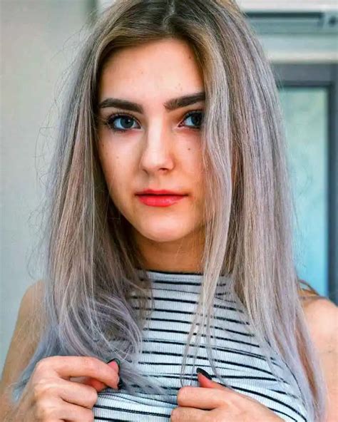 eva elfie 18 years old|Eva Elfie Wiki, Bio, Age, Height, Husband, Boyfriend, Ethnicity, .